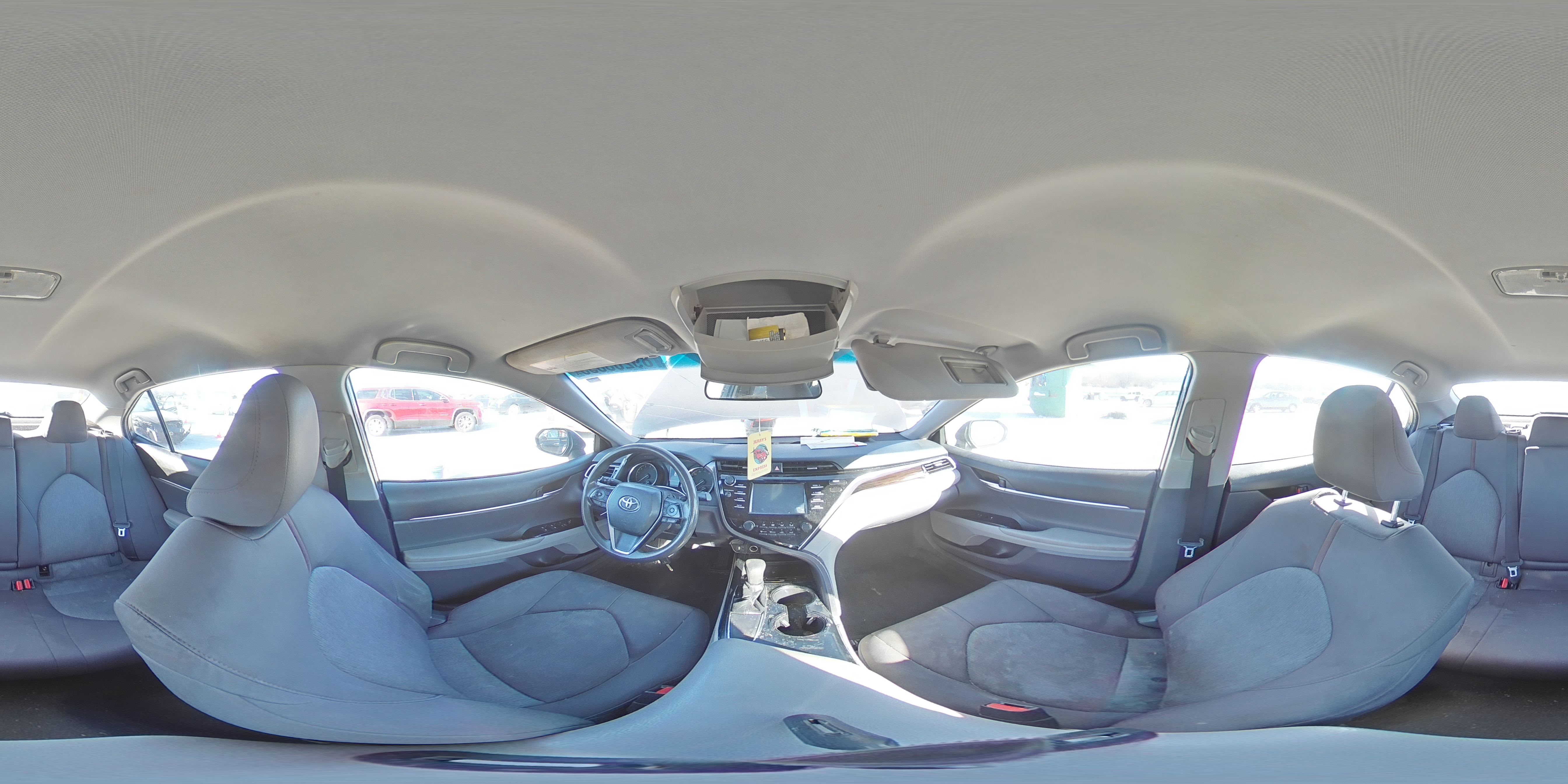 2018 Toyota Camry - Image 12