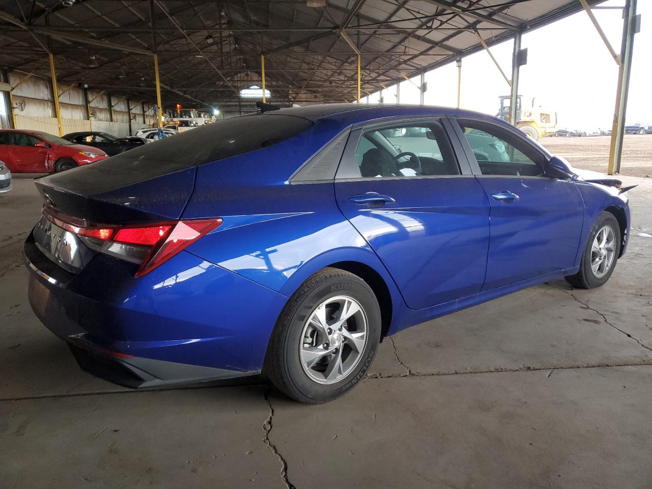 2022 Hyundai Elantra - Image 3