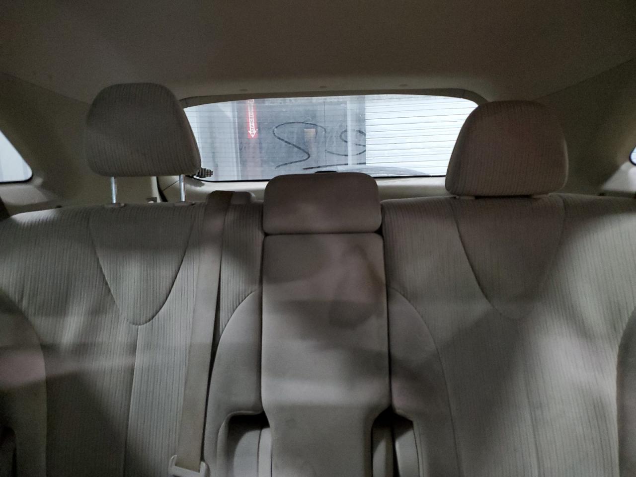 2010 Toyota Venza - Image 10