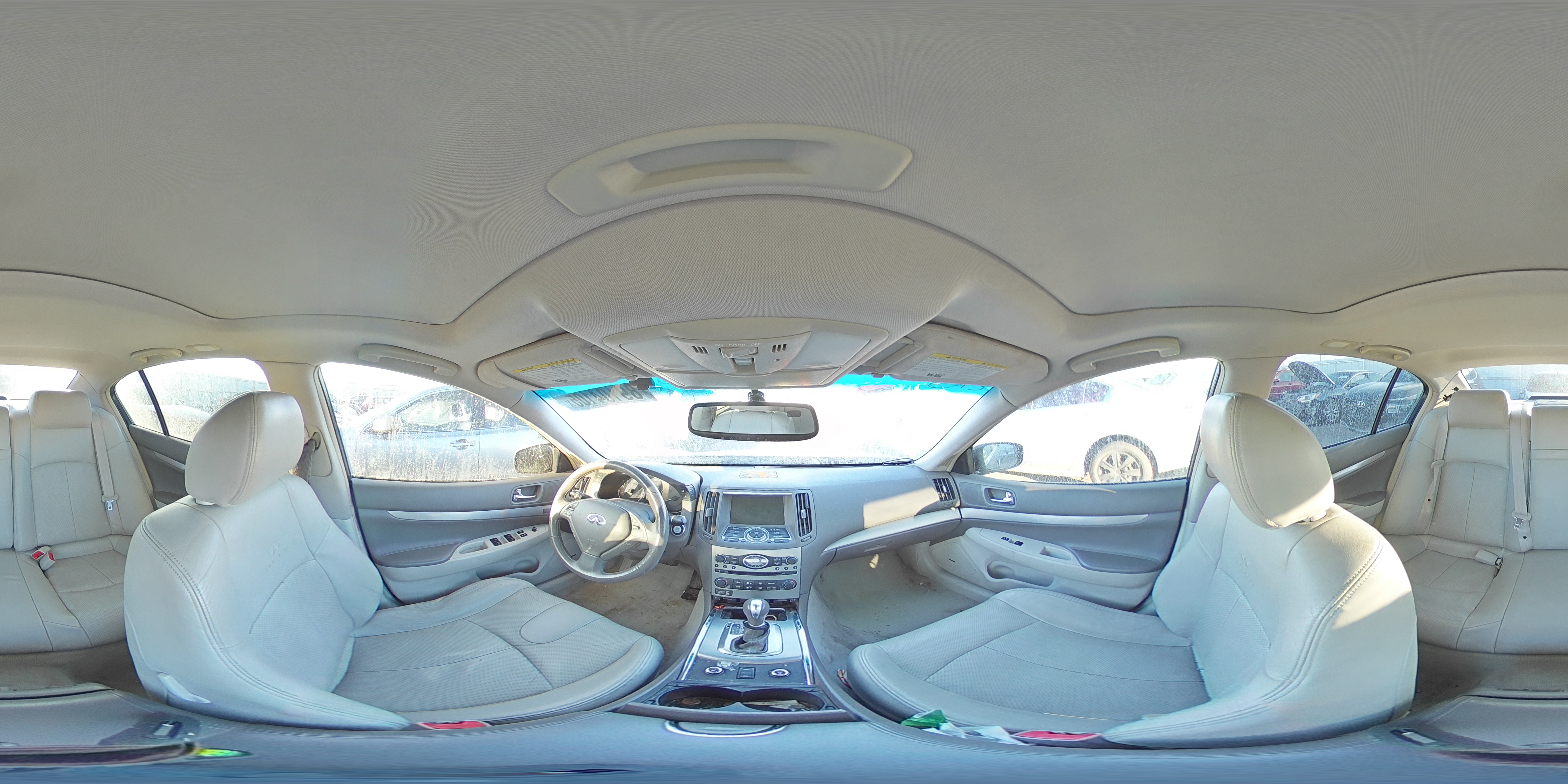 2011 Infiniti G - Image 13