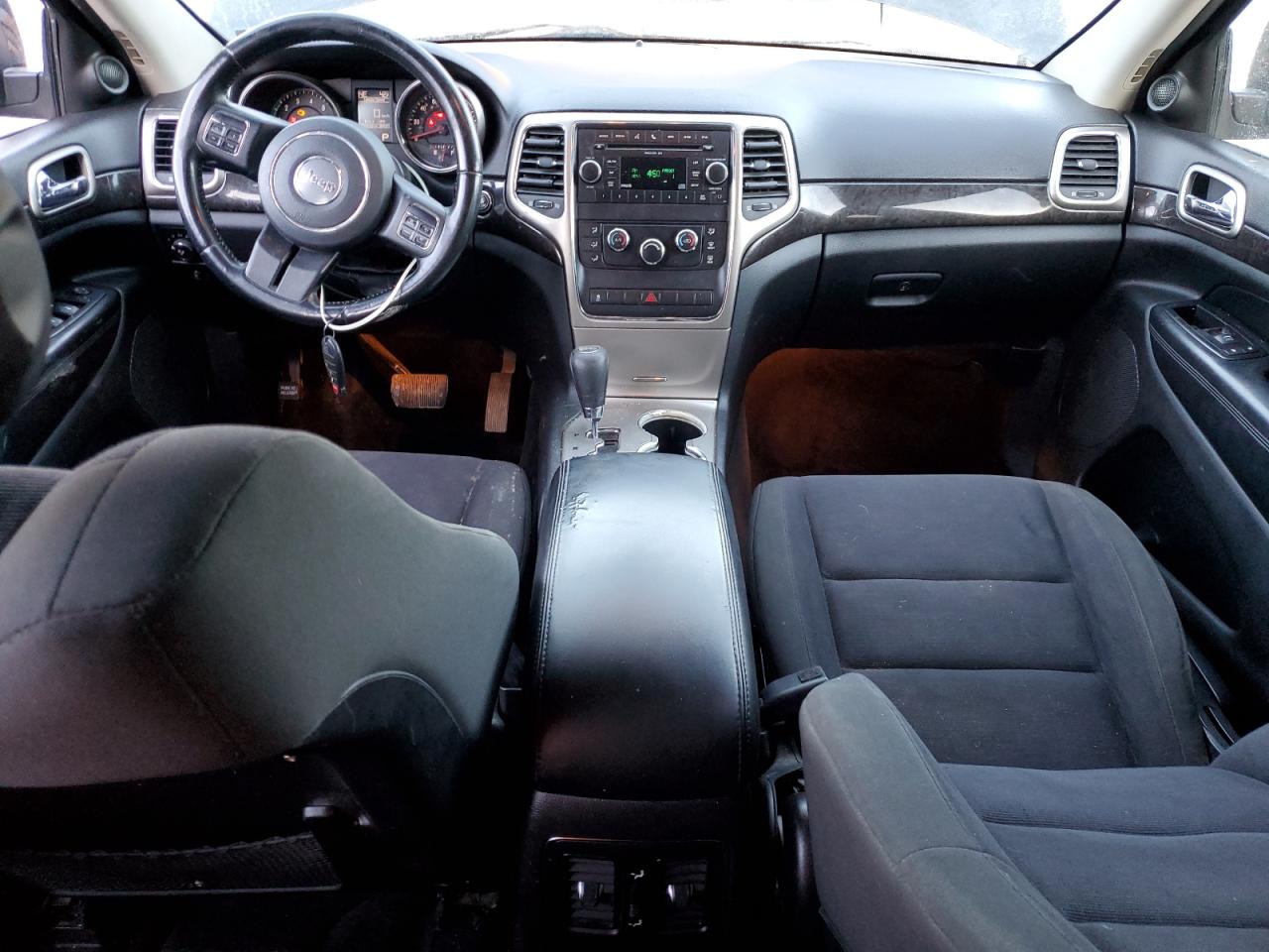 2011 Jeep Grand Cherokee - Image 8