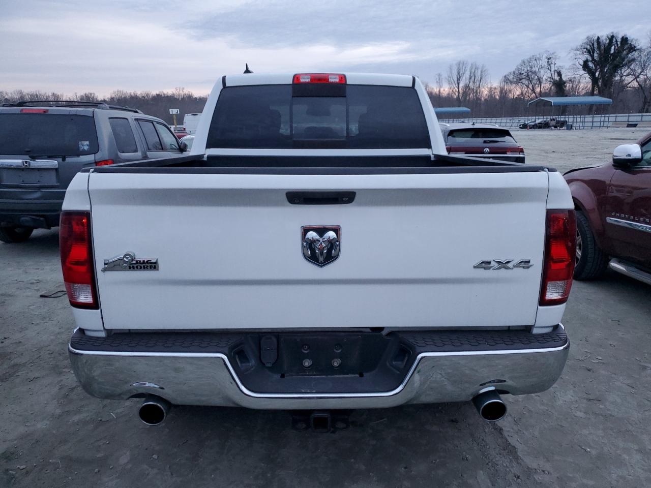 2015 RAM 1500 - Image 6