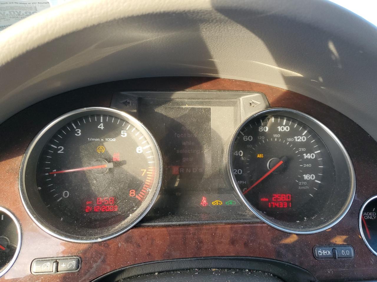 2004 Audi A8 - Image 9