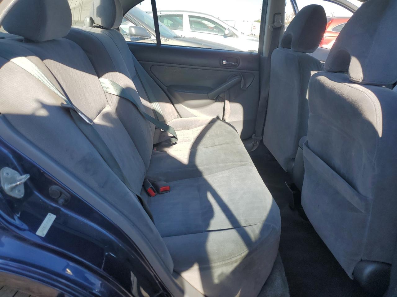 2003 Honda Civic - Image 10