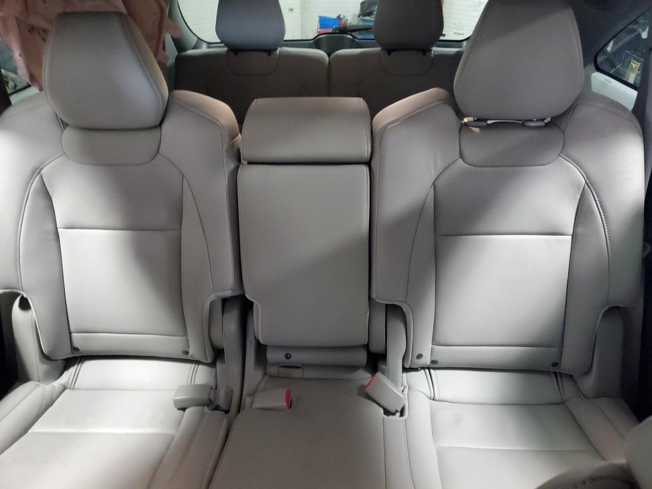 2016 Acura MDX - Image 10