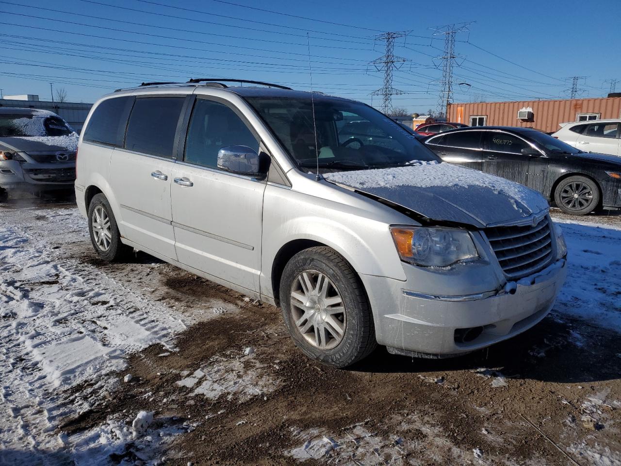 2010 Chrysler Town & Country - Image 4