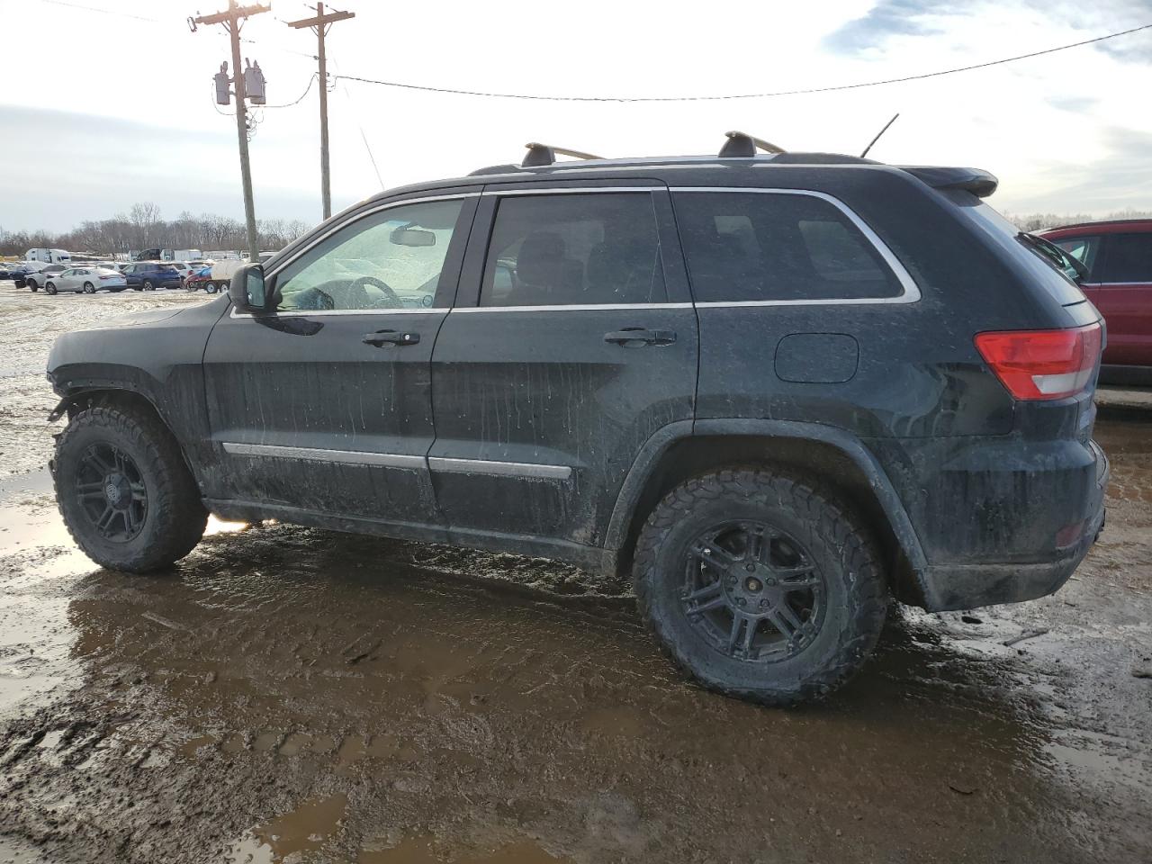 2012 Jeep Grand Cherokee - Image 2
