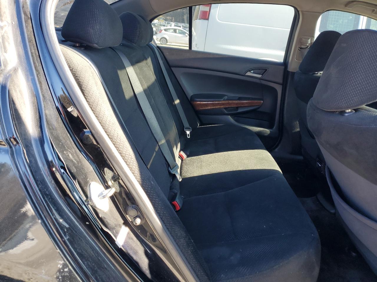2011 Honda Accord - Image 10
