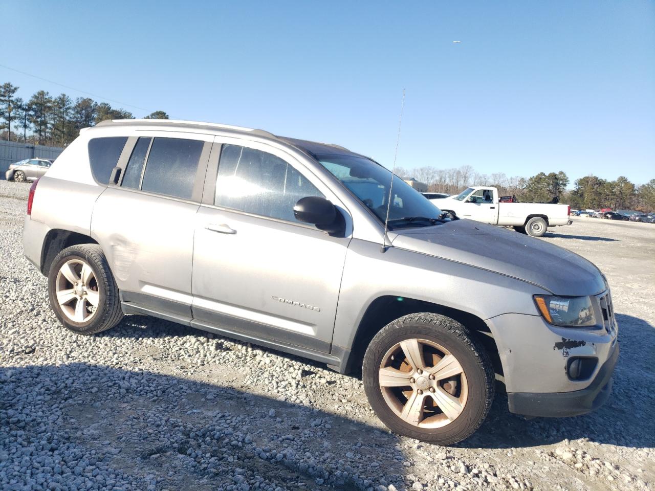 2017 Jeep Compass - Image 4