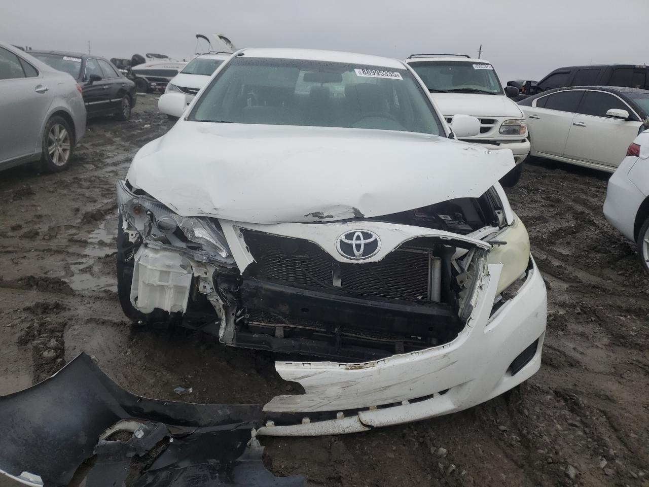 2010 Toyota Camry - Image 5