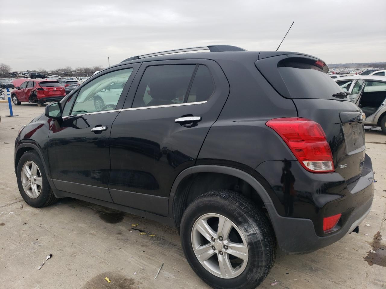 2017 Chevrolet Trax - Image 2