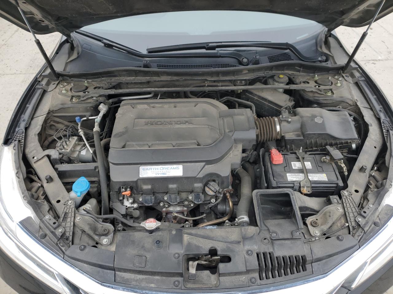 2016 Honda Accord - Image 11