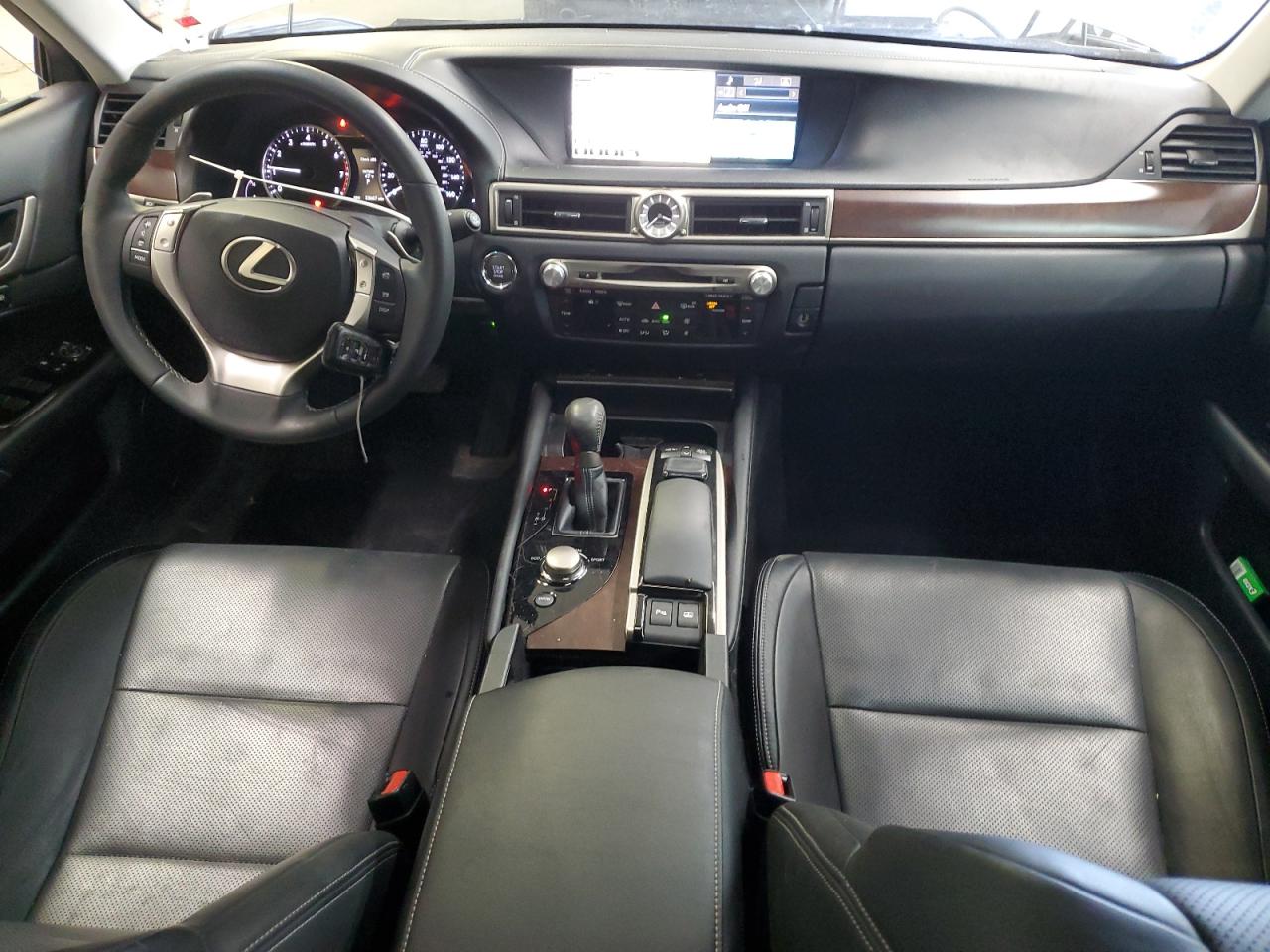 2015 Lexus GS - Image 8