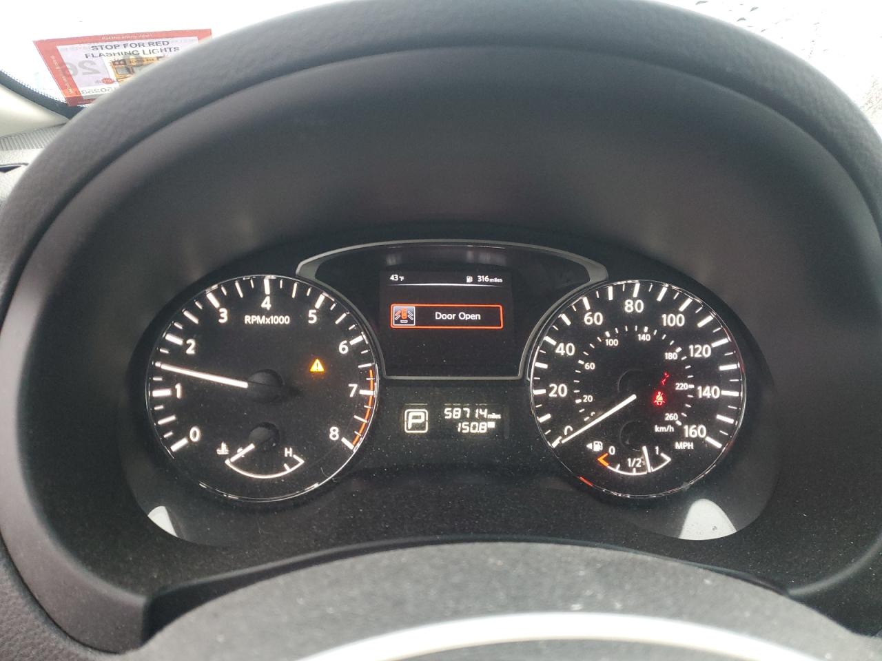 2015 Nissan Altima - Image 9
