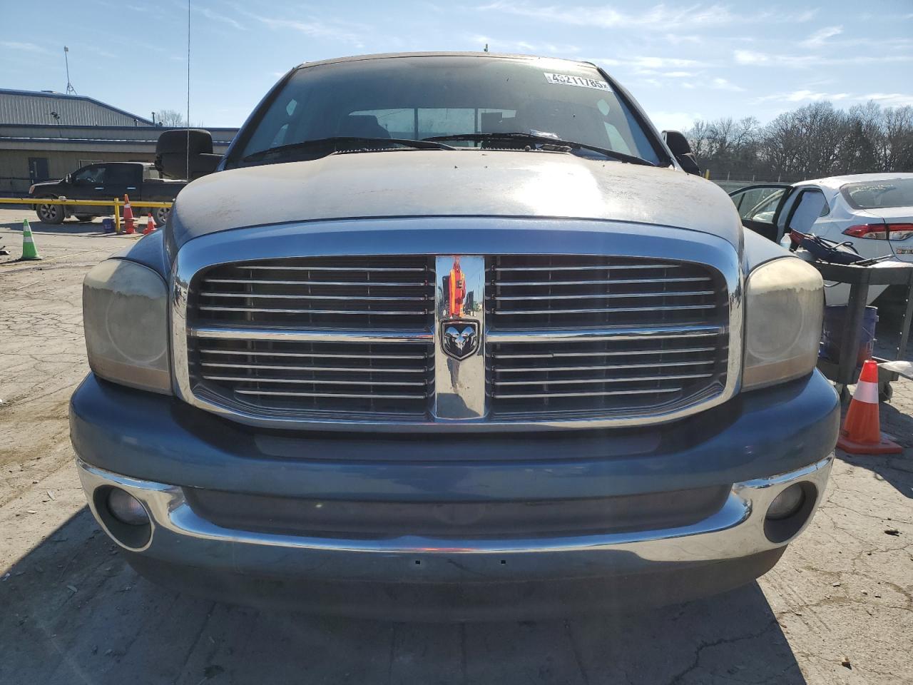 2006 Dodge RAM - Image 5