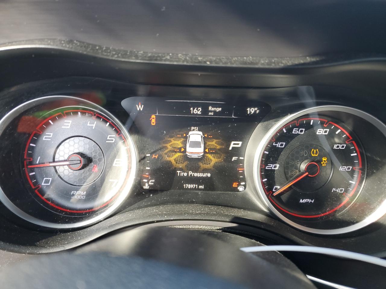 2015 Dodge Charger - Image 9