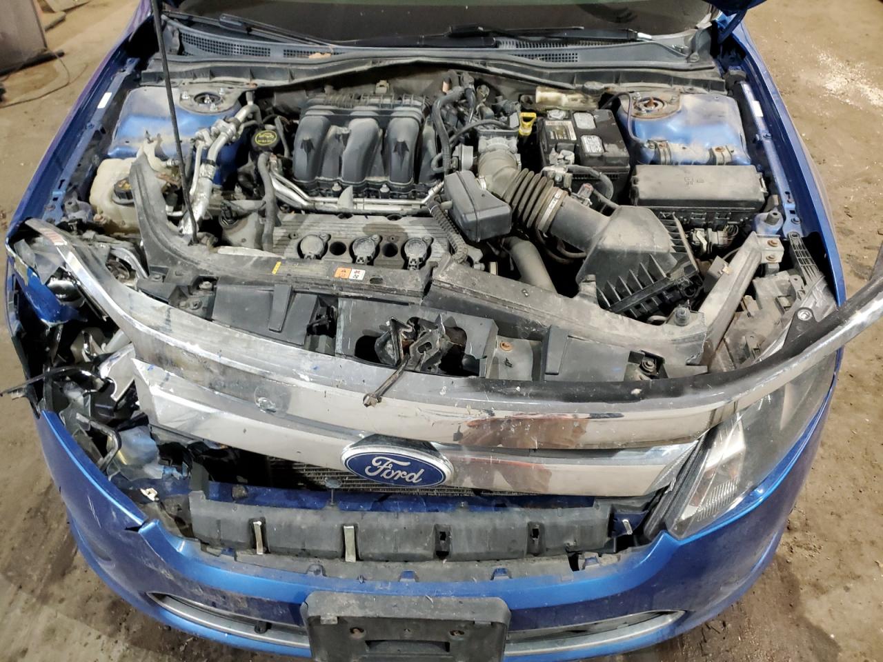 2011 Ford Fusion - Image 12