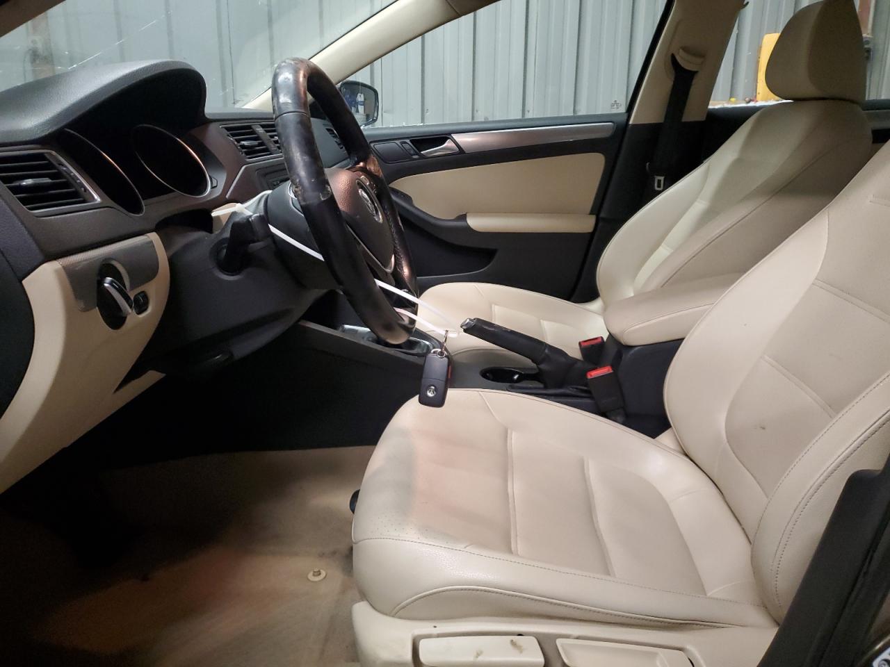 2015 Volkswagen Jetta - Image 7