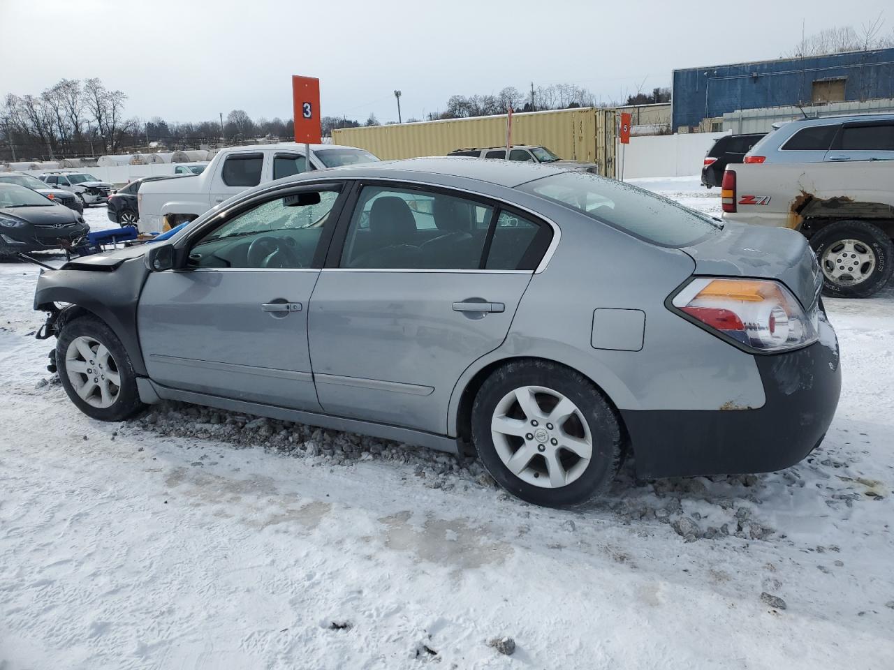 2009 Nissan Altima - Image 2