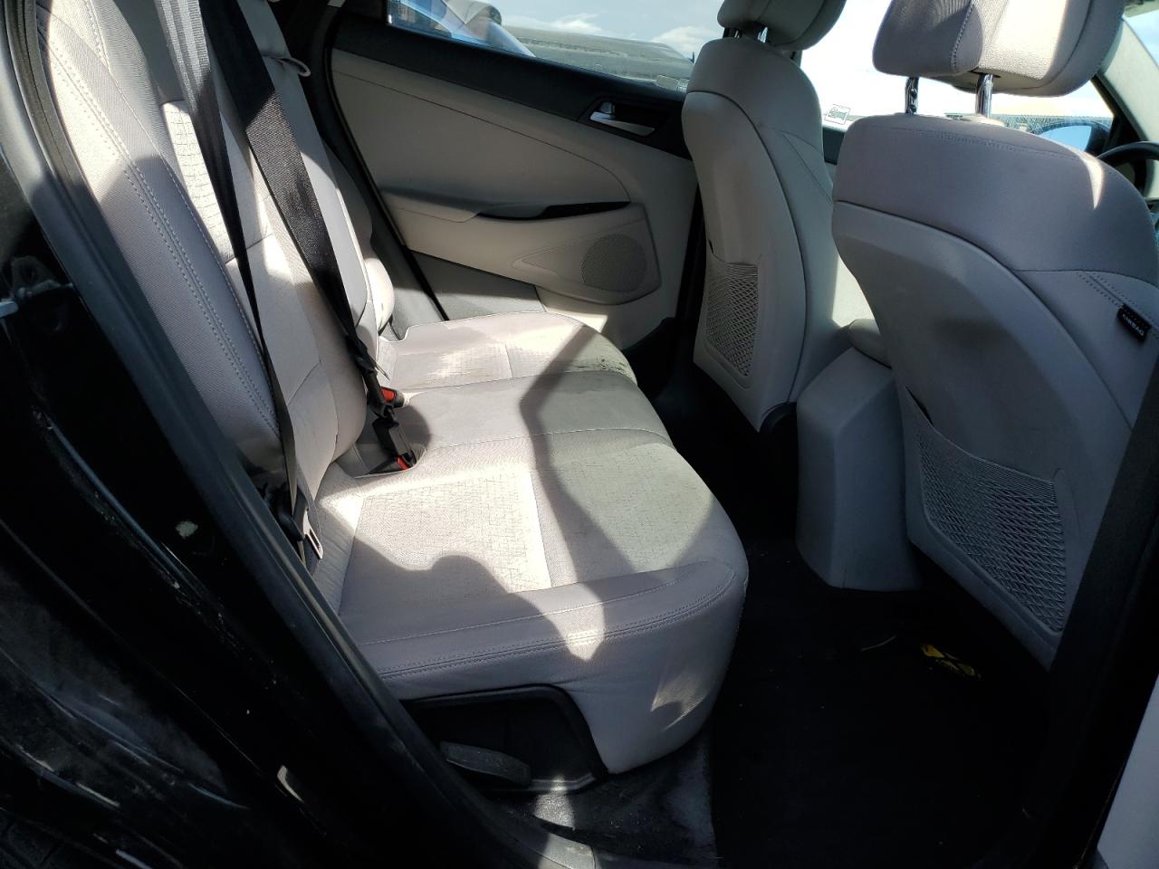 2016 Hyundai Tucson - Image 11