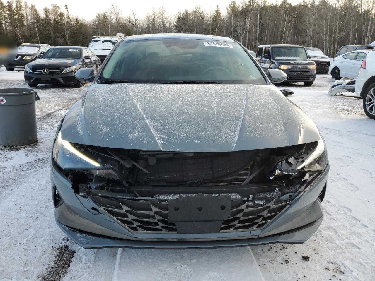 2022 Hyundai Elantra - Image 5