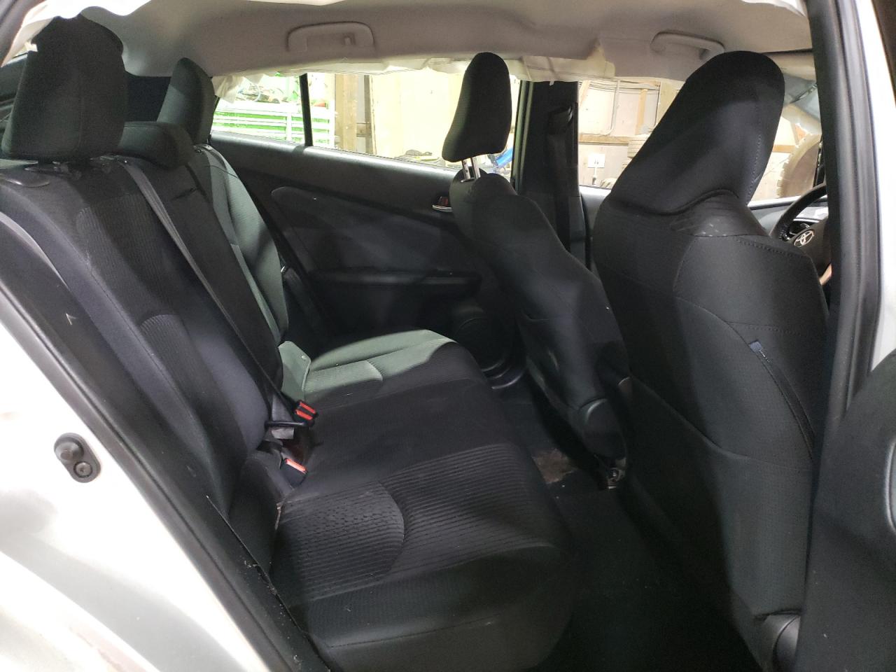 2018 Toyota Prius - Image 10