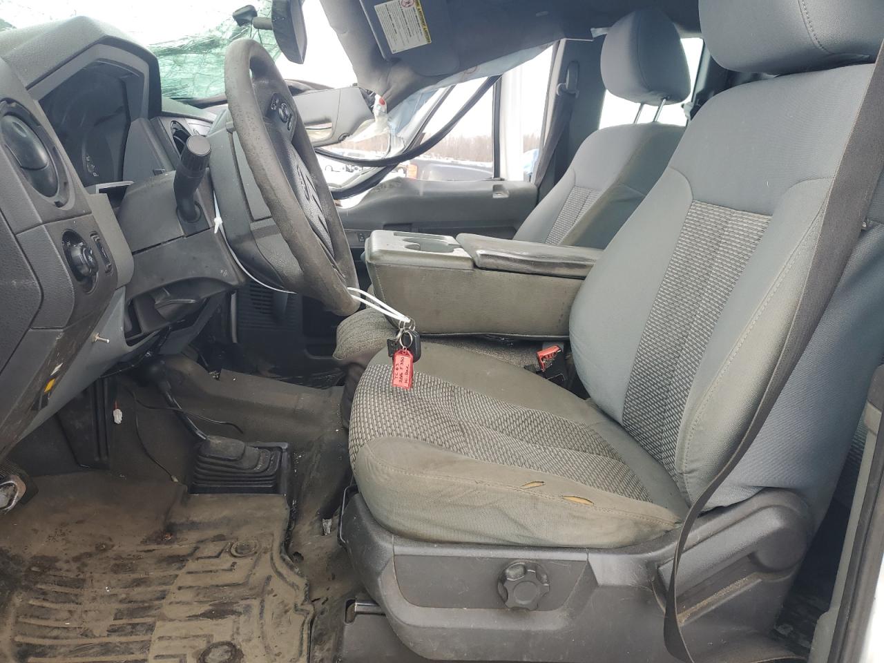 2015 Ford F350 - Image 7