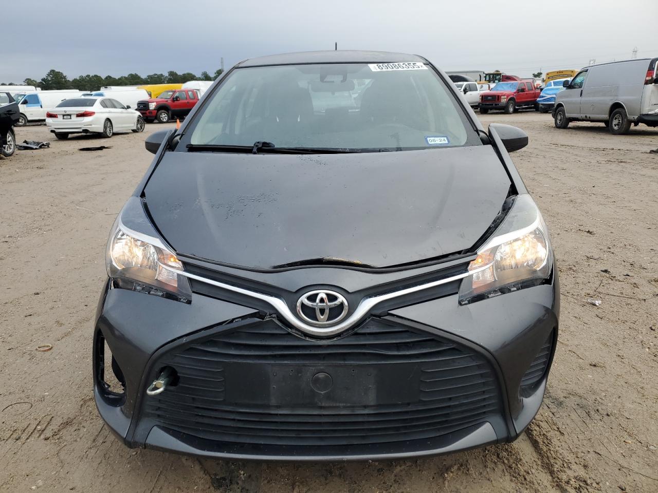 2017 Toyota Yaris - Image 5