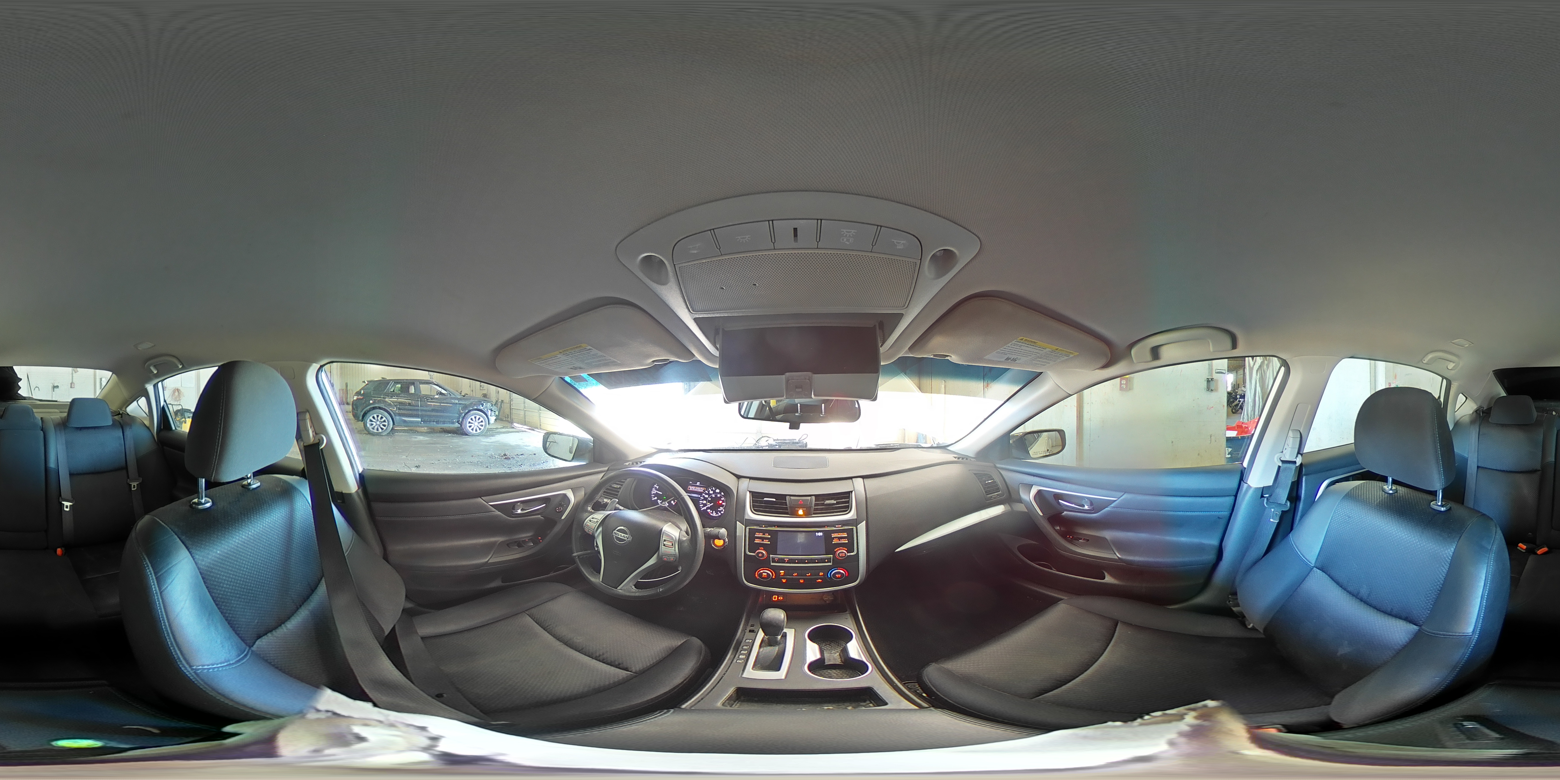 2017 Nissan Altima - Image 15