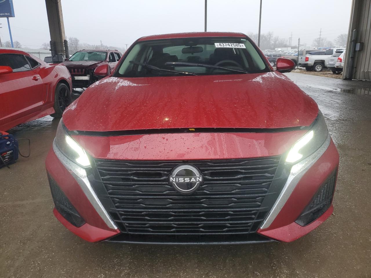 2024 Nissan Altima - Image 5