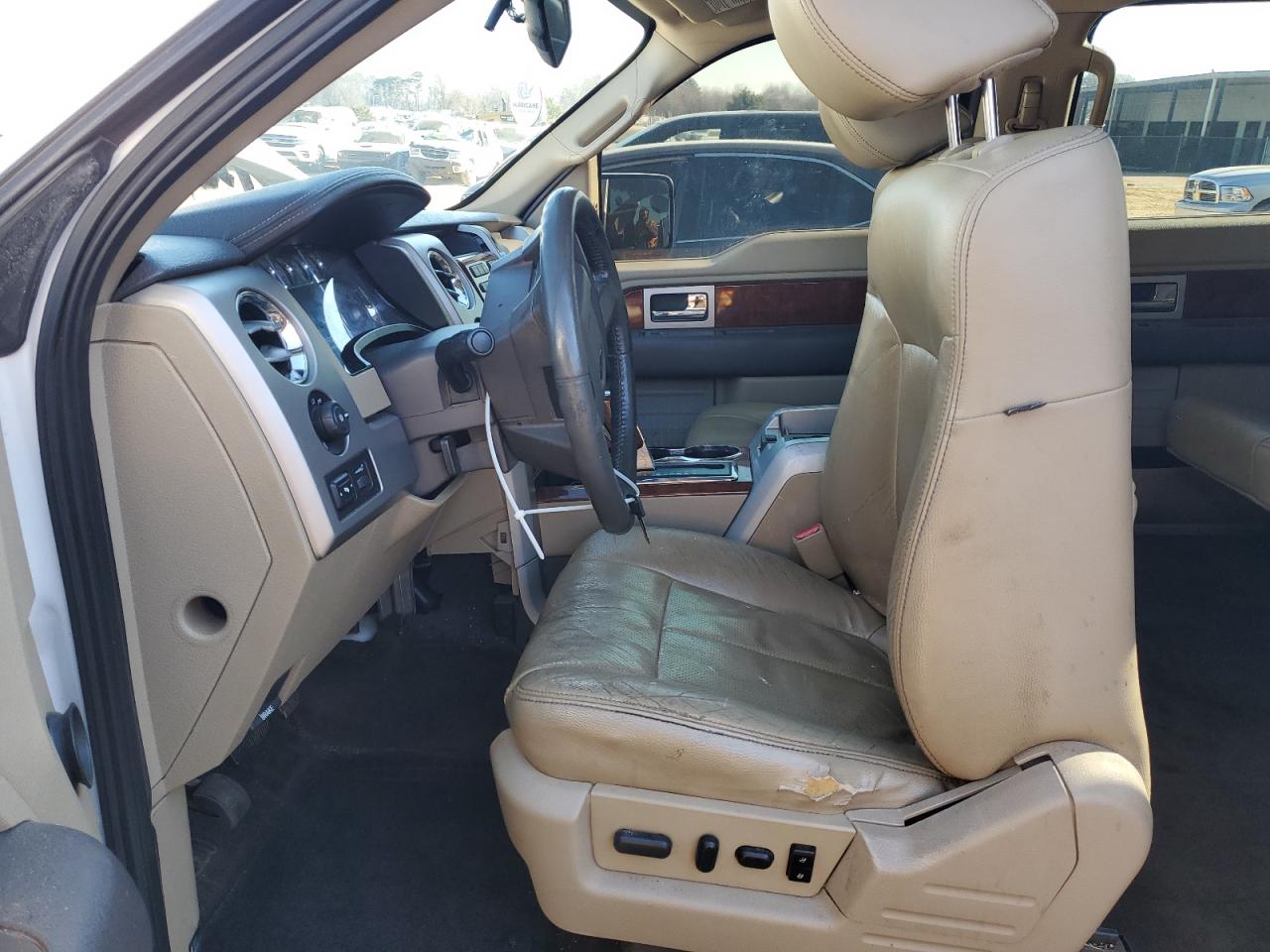 2010 Ford F-150 - Image 7