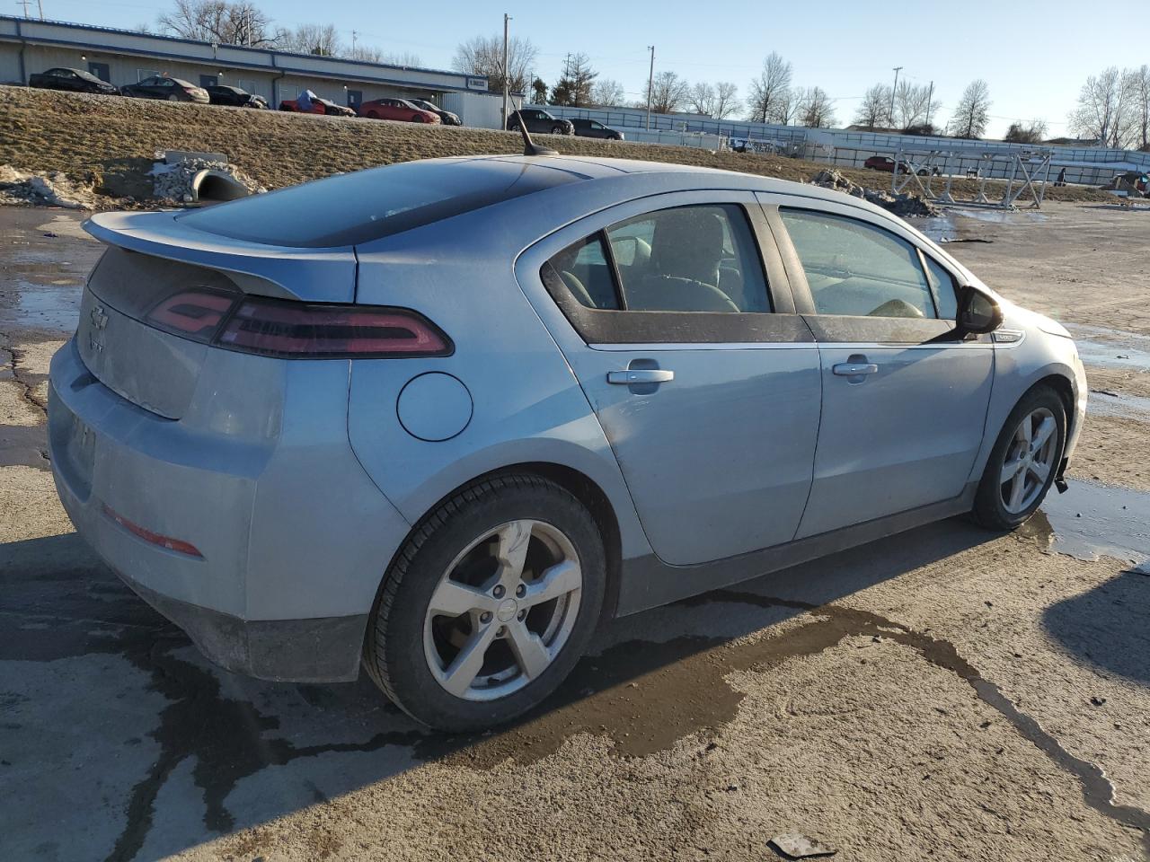 2013 Chevrolet Volt - Image 3