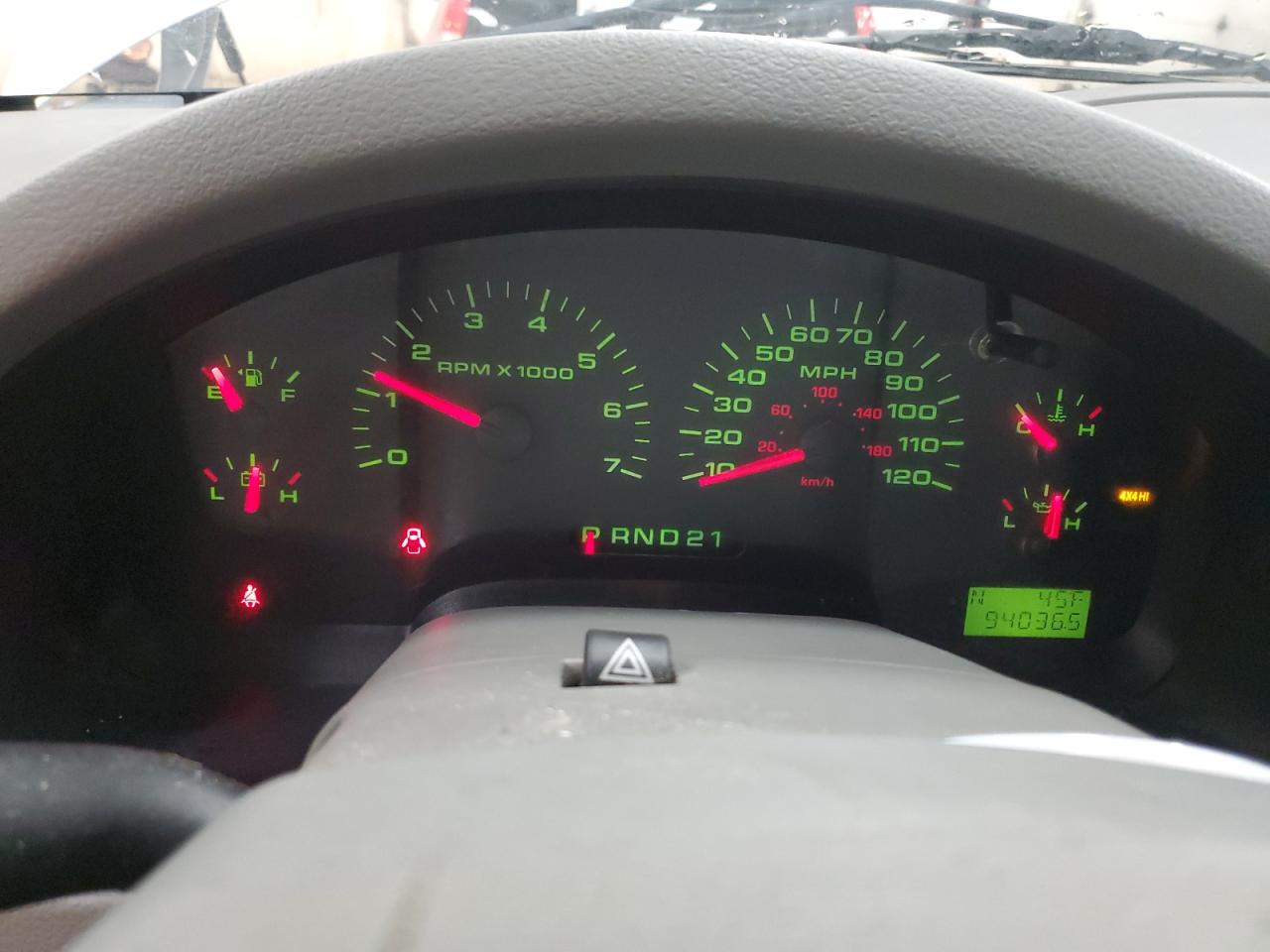 2004 Ford F-150 - Image 9