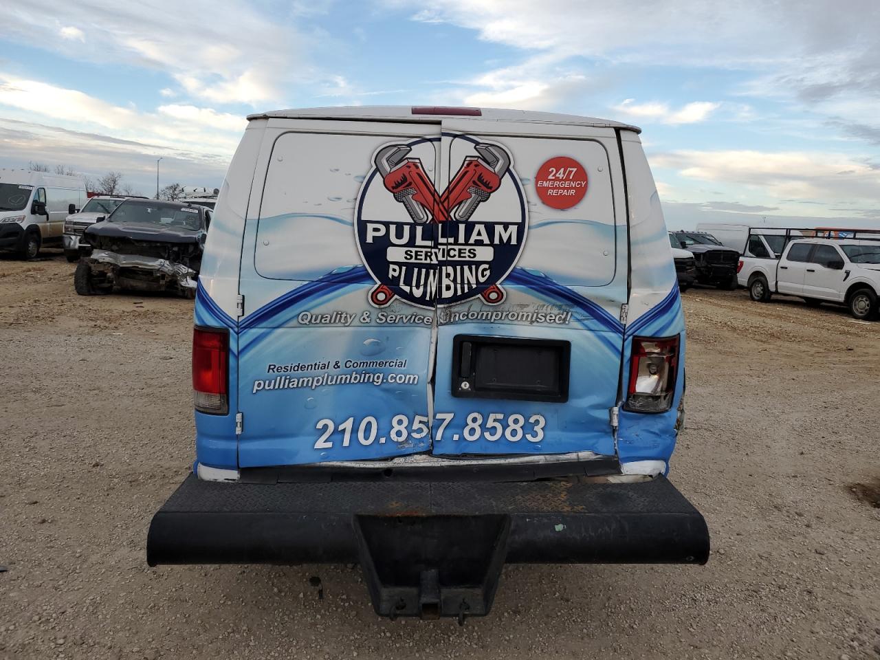 2014 Ford Econoline - Image 6