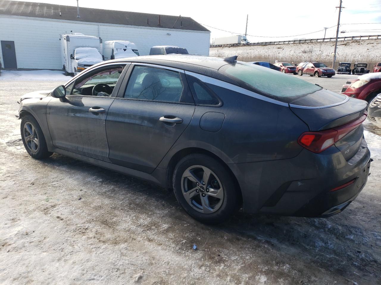 2024 Kia K5 - Image 2