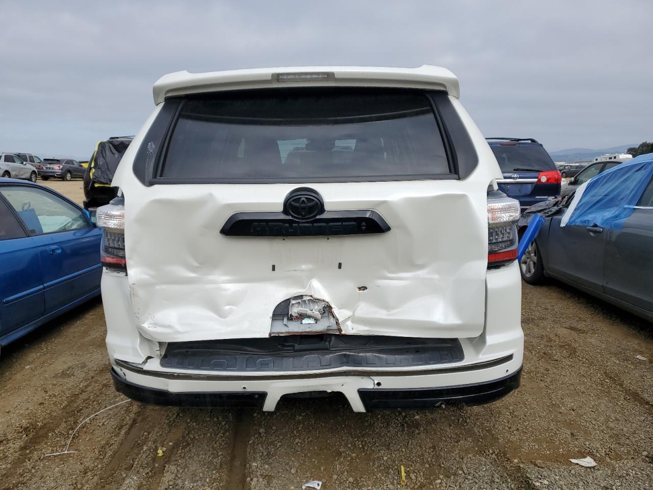 2021 Toyota 4Runner - Image 6