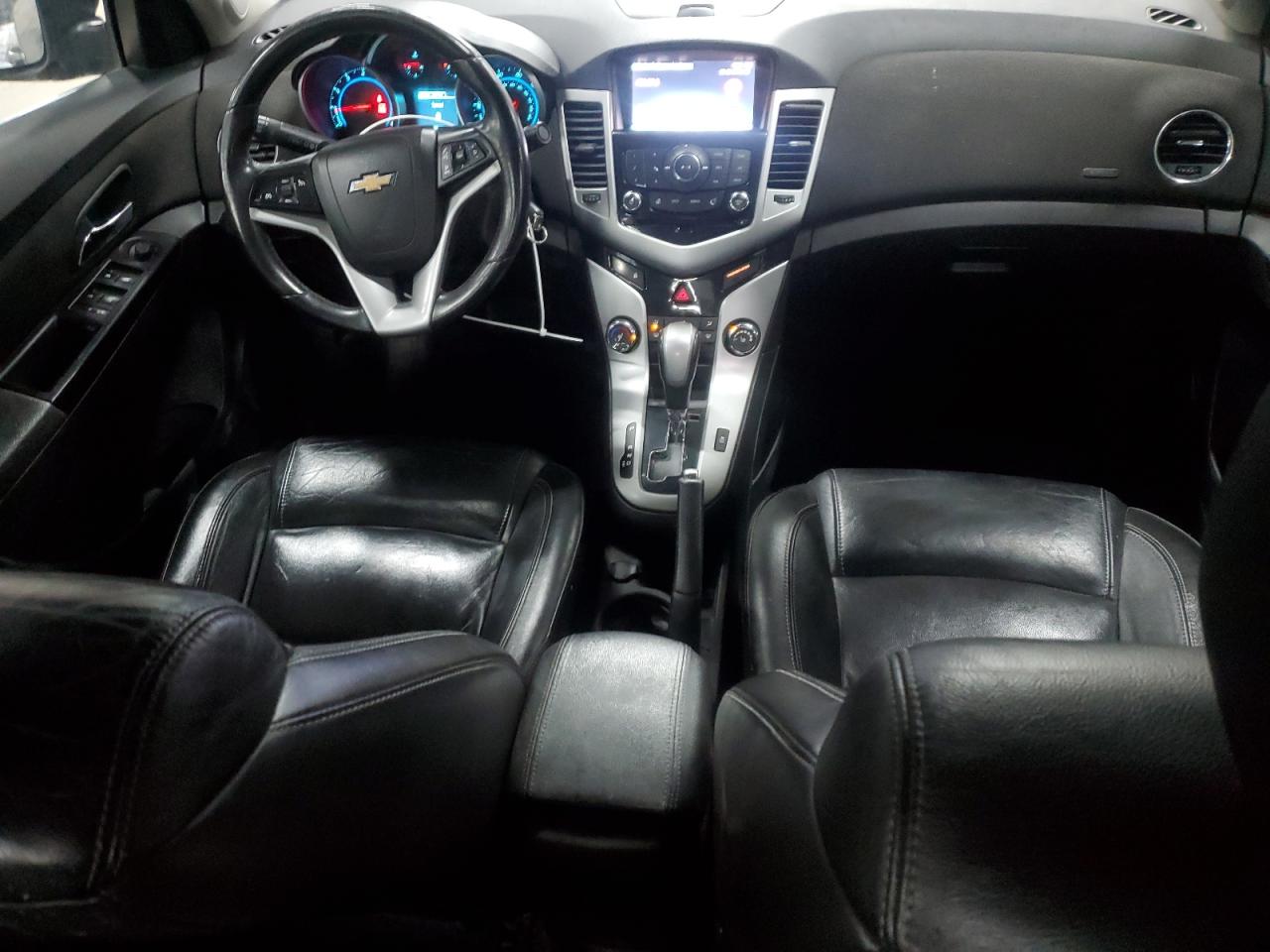 2014 Chevrolet Cruze - Image 8