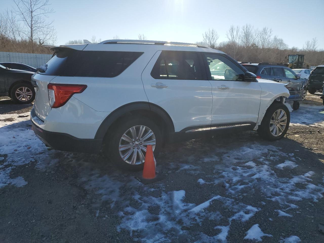 2020 Ford Explorer - Image 3