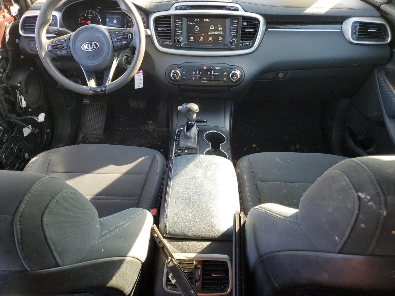 2018 Kia Sorento - Image 8
