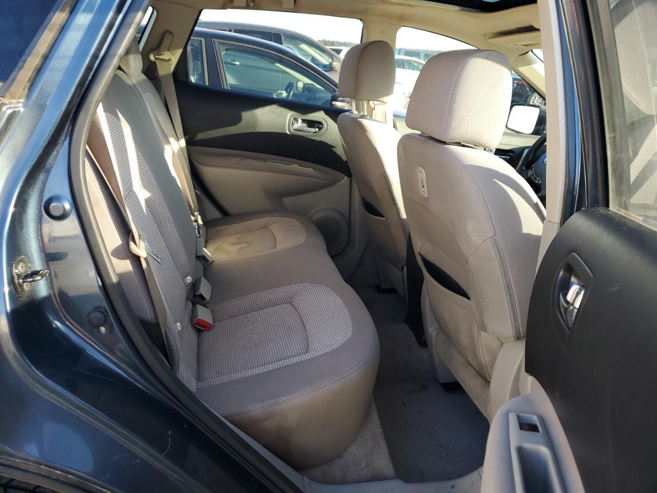 2013 Nissan Rogue - Image 10