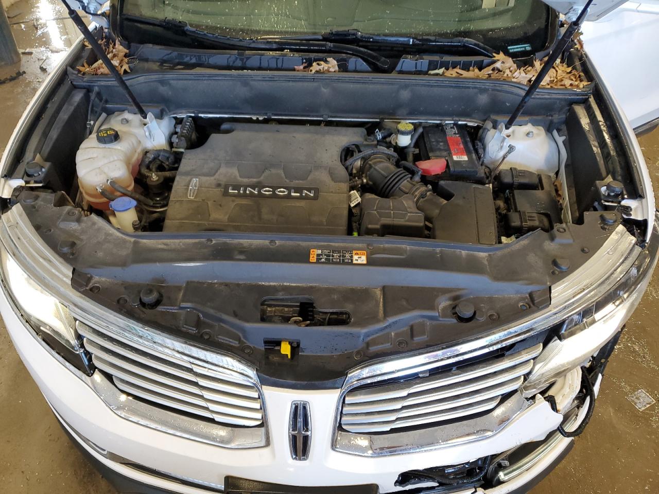 2016 Lincoln MKX - Image 12