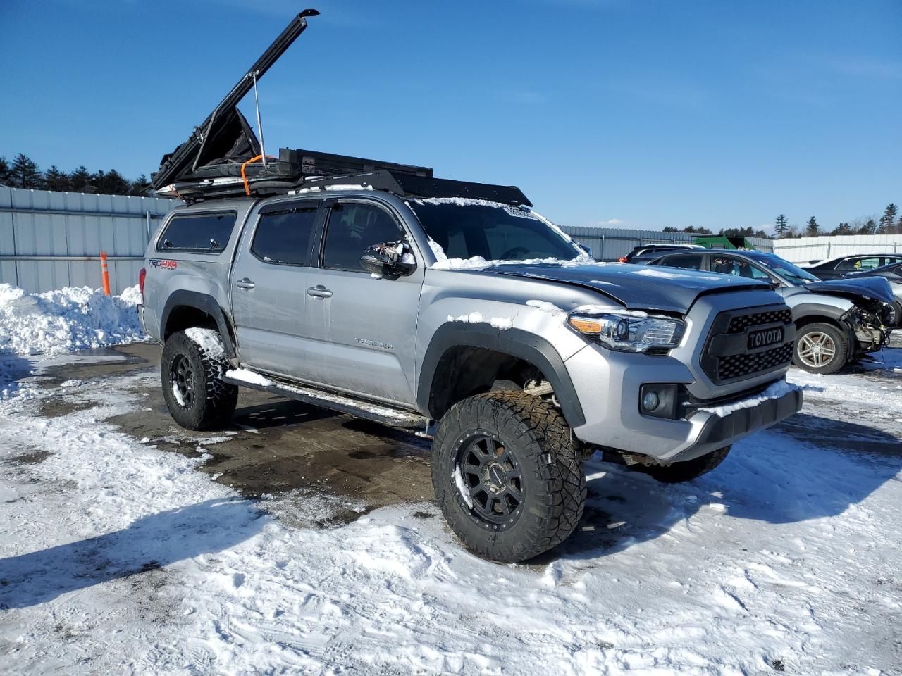 2016 Toyota Tacoma - Image 4