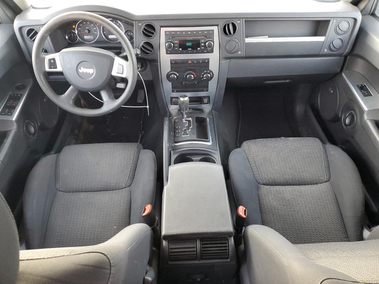 2008 Jeep Commander - Image 8