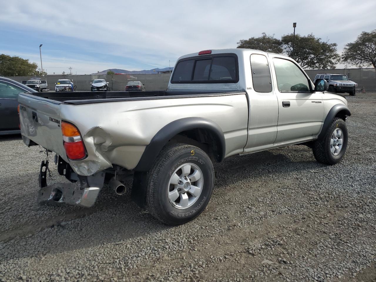 2004 Toyota Tacoma - Image 3