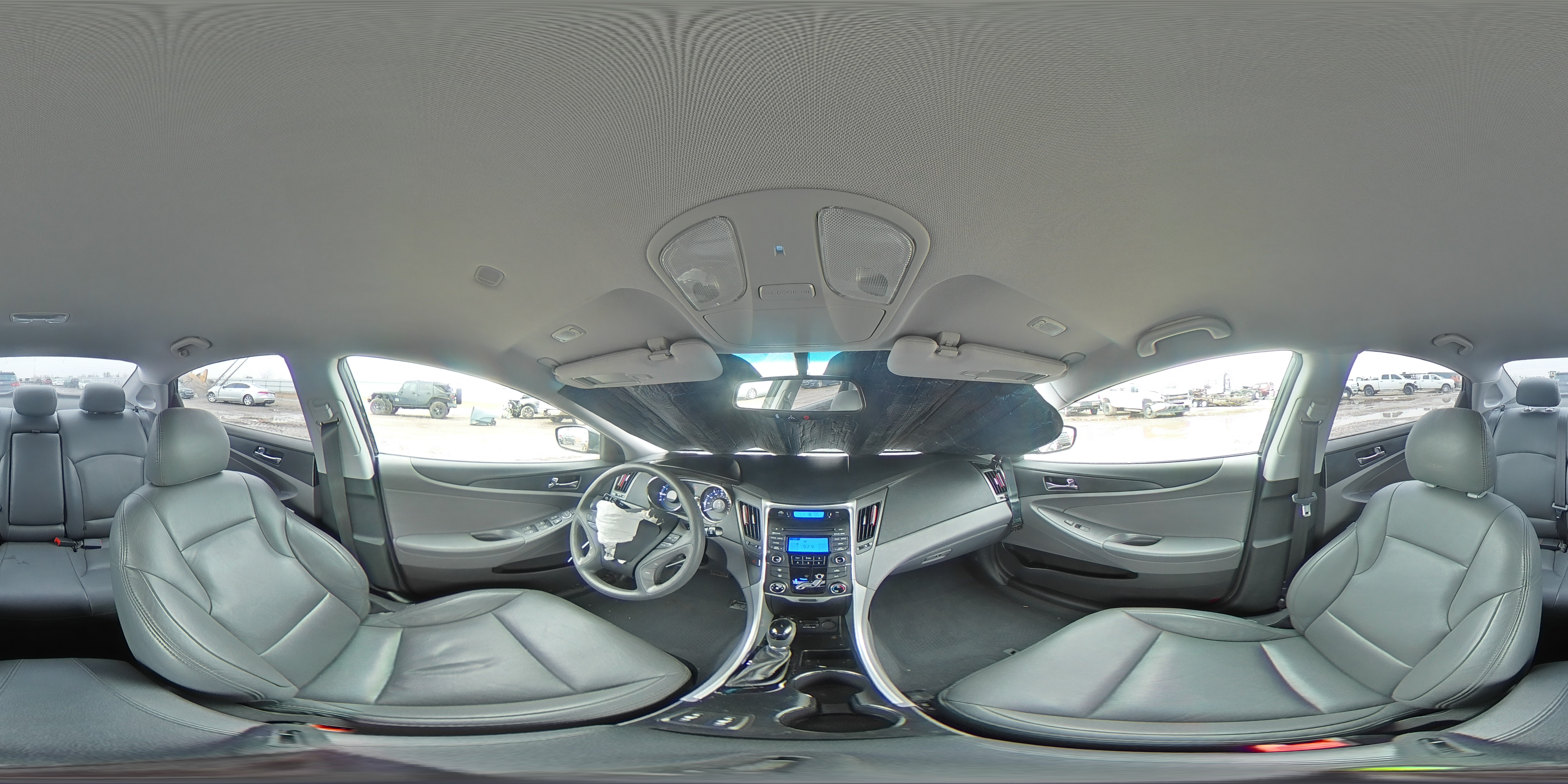 2013 Hyundai Sonata - Image 13