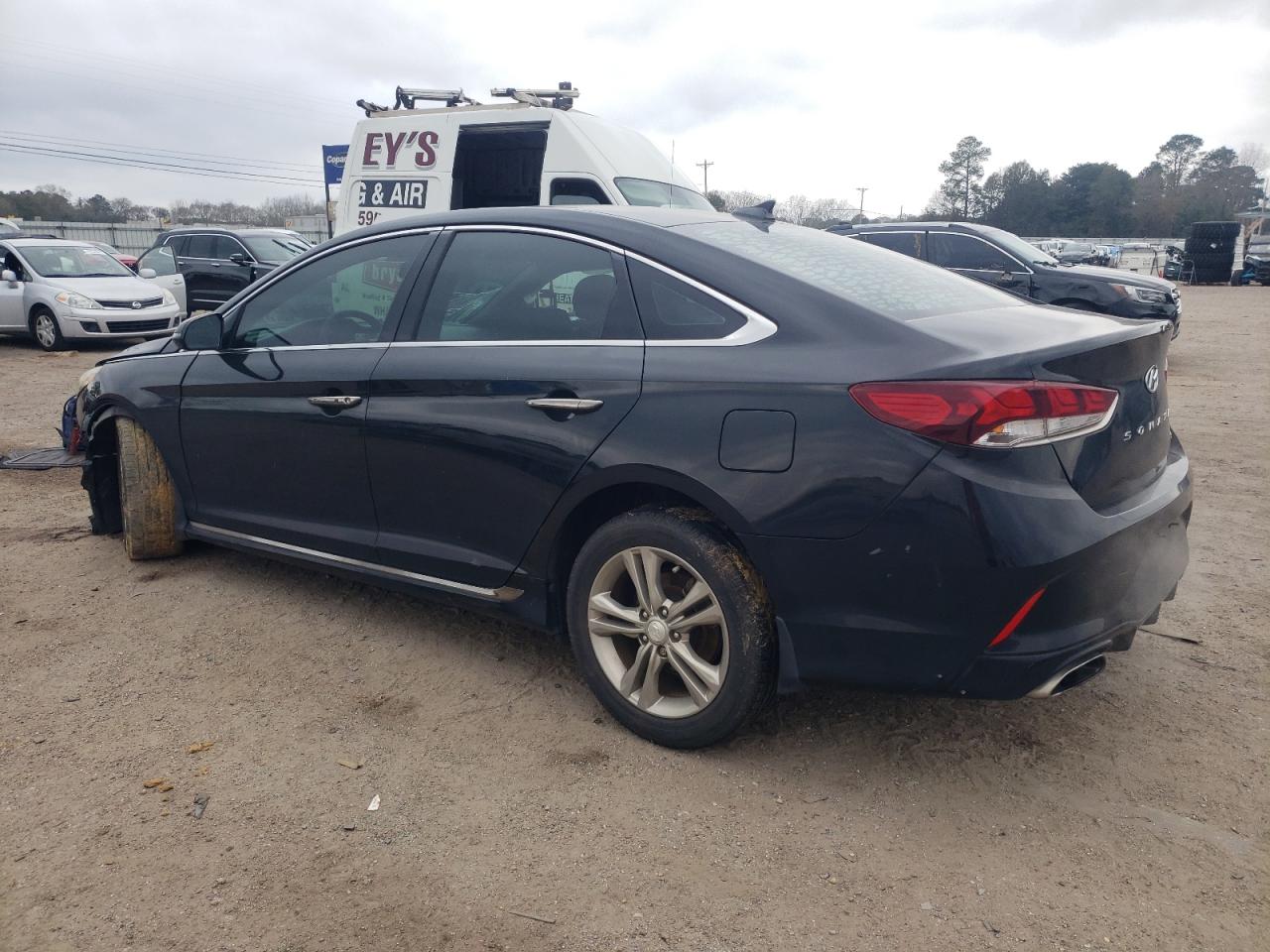 2019 Hyundai Sonata - Image 2
