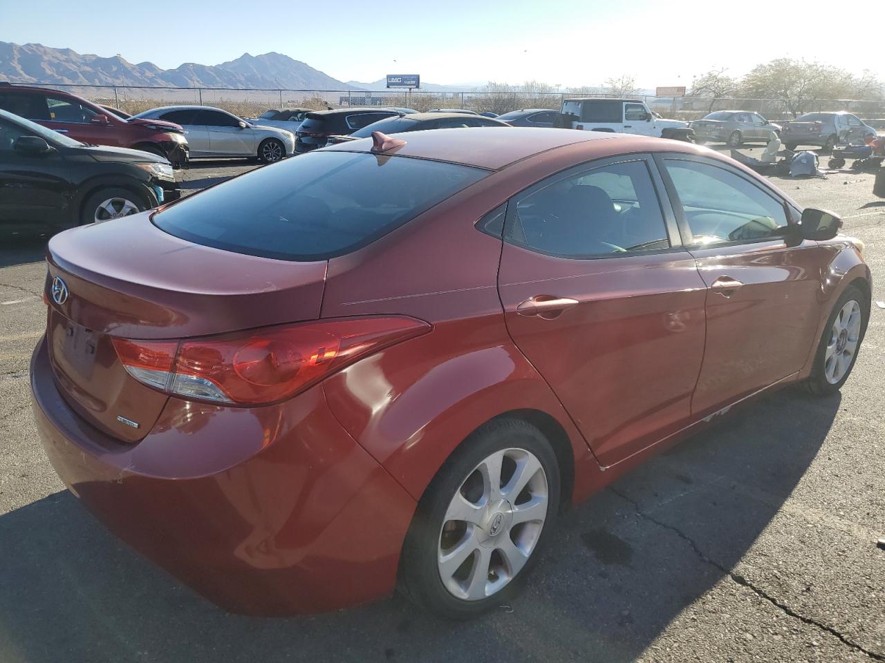 2011 Hyundai Elantra - Image 3