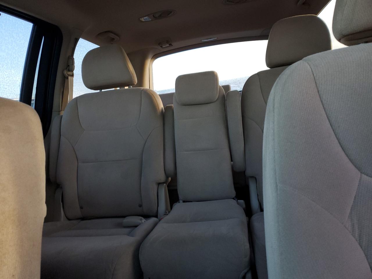 2007 Honda Odyssey - Image 10