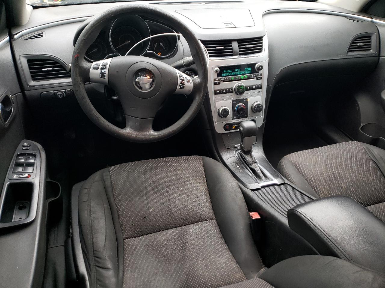2011 Chevrolet Malibu - Image 8
