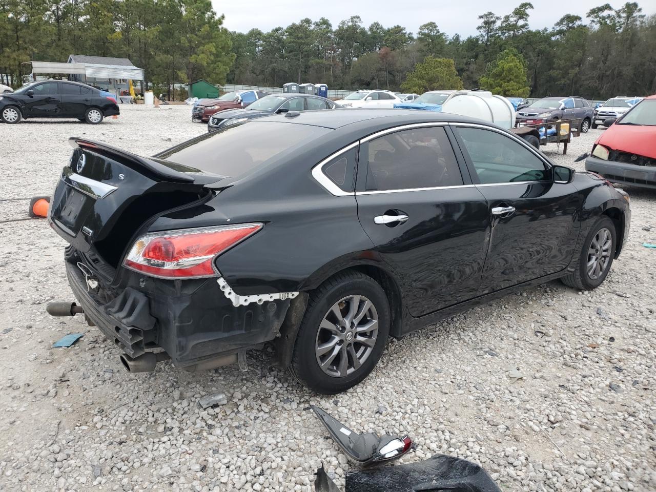 2015 Nissan Altima - Image 3